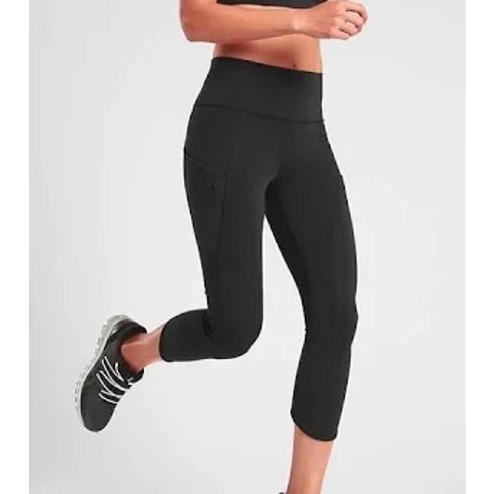 Athleta All In Capri Black Running Workout Pocket Scupltek Womens Size Small